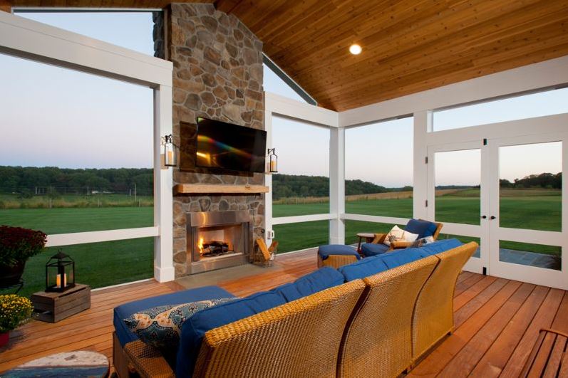 Living area within an enclosed sunroom